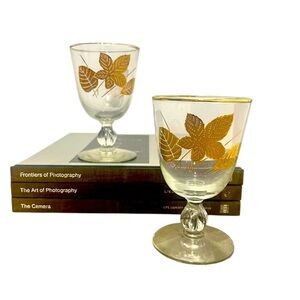 Set of 2 Libbey gold leaf modern water goblets